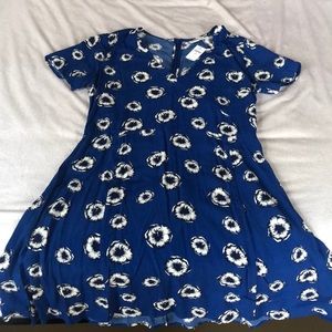 Short sleeve dress